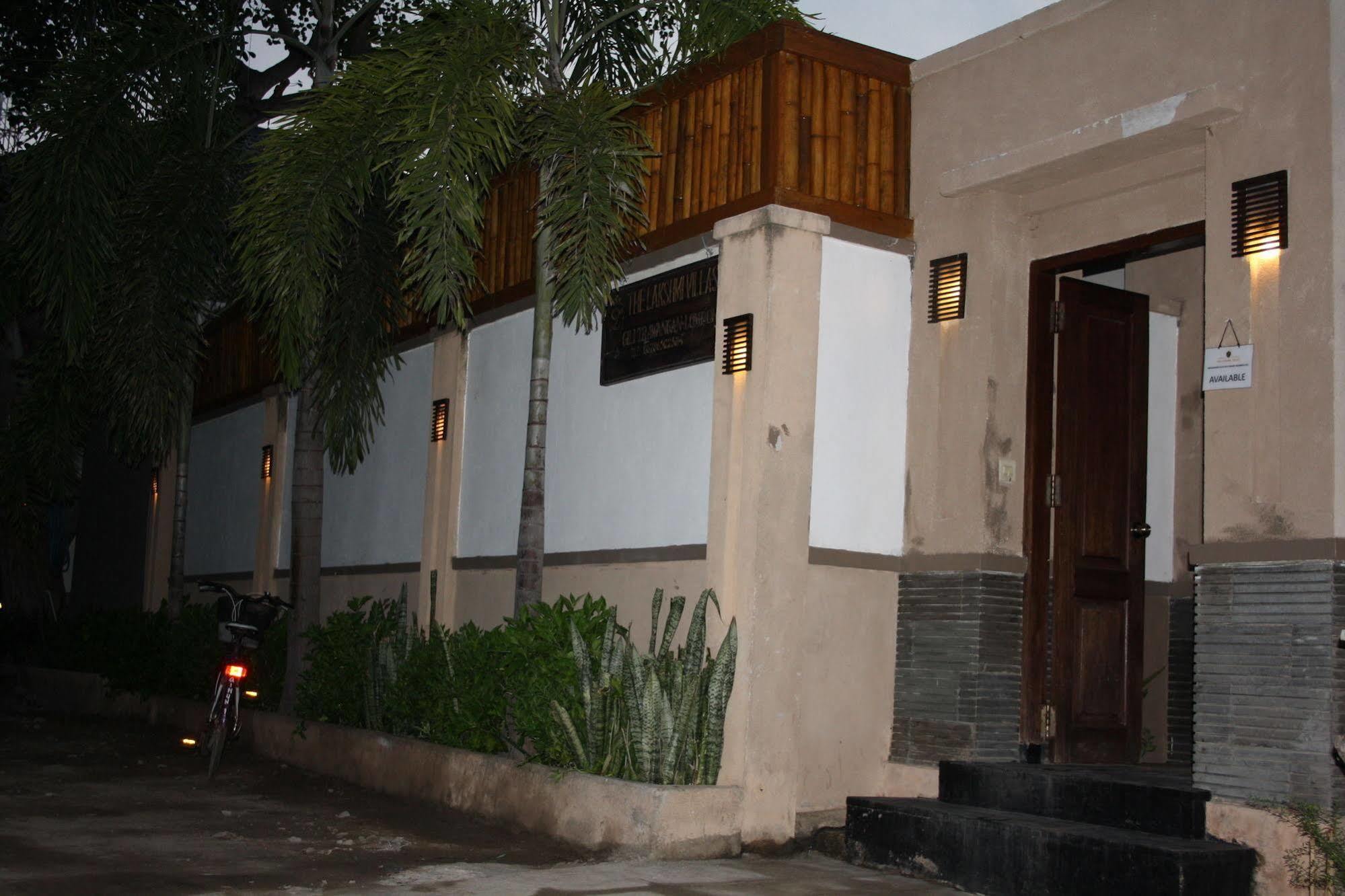 Gili Pearl Three Bedroom Villa Gili Trawangan Exterior photo